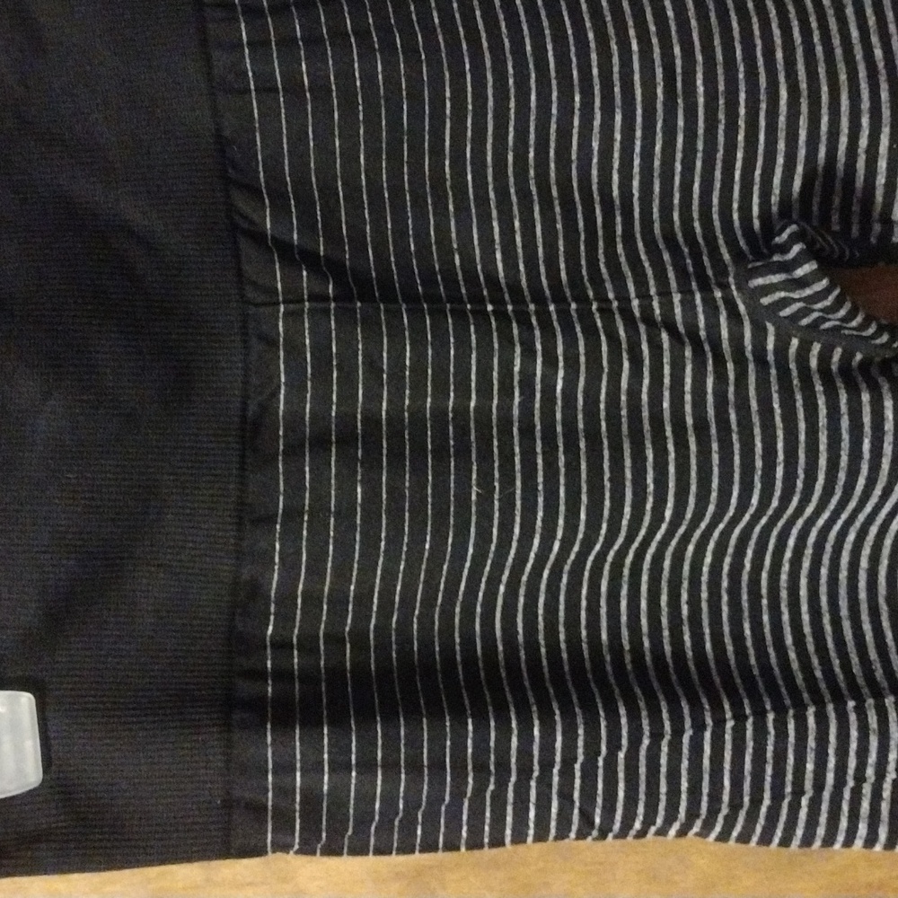 Marika stretchy leggings. No flaws or stains - Picture 2 of 6